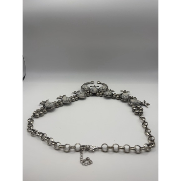 Southwestern Squash Blossom Naja Necklace White Faux Turquoise Silver Tone 22in - Picture 12 of 13